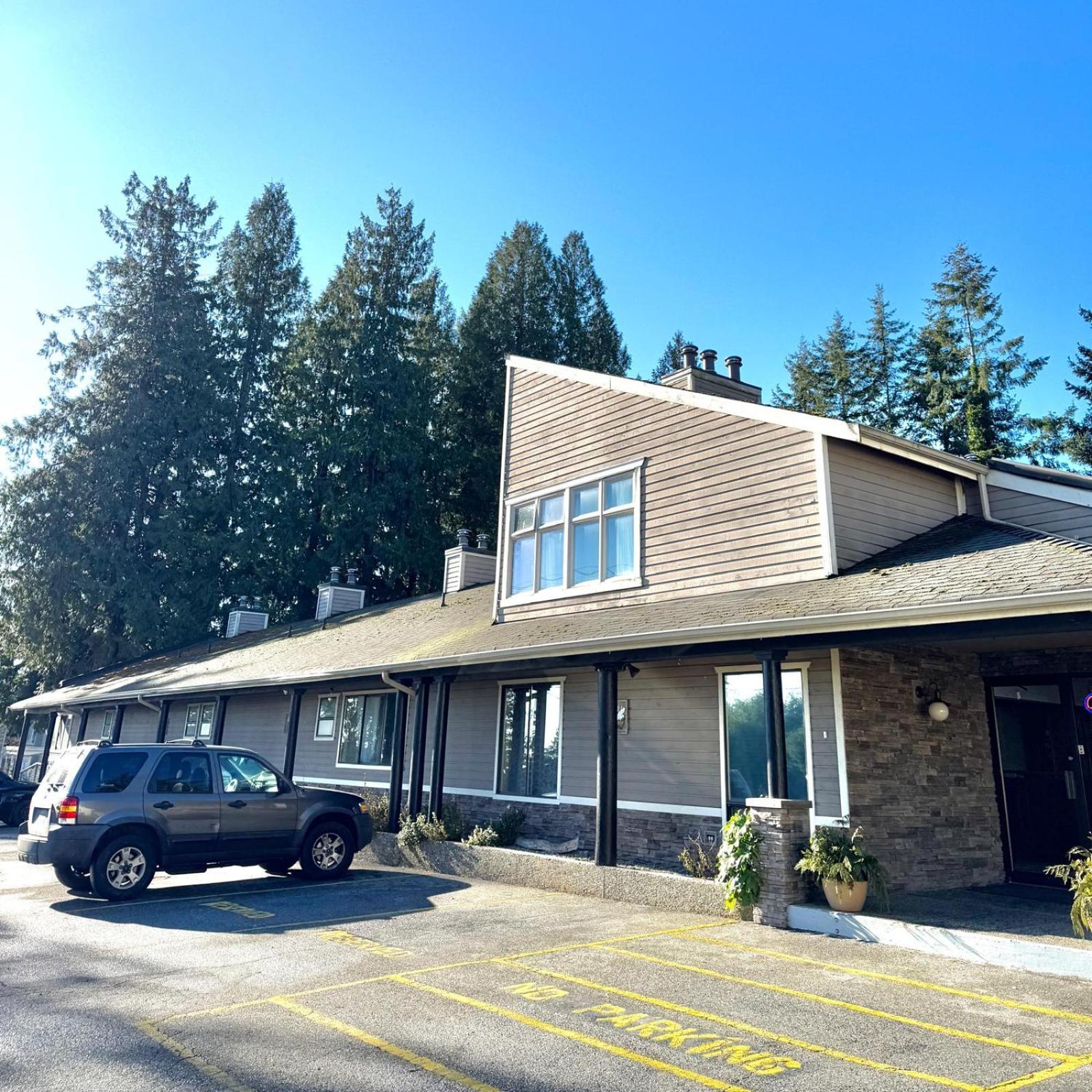 Sunshine Lodge Inn Гибсънс Екстериор снимка